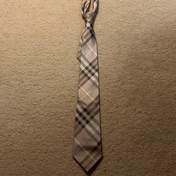 Burberry Other - Burberry tie